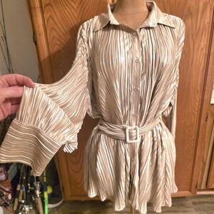 NWT Bean Champagne Dreams Pleated Dress With Belt Size Medium